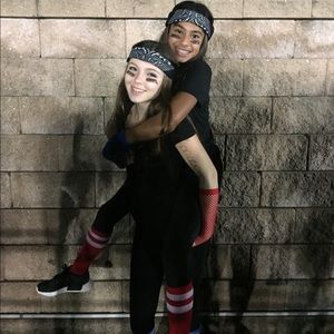 Meet your Posher, Maya